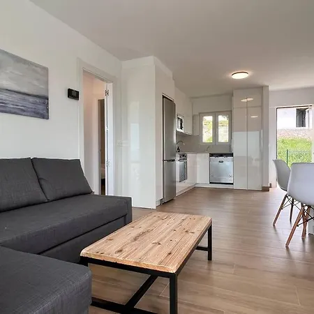 Апартаменты Puerta De Comillas - Monabri