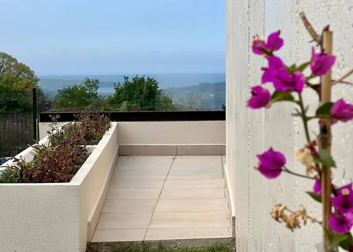 Puerta De Comillas - Monabri * Canales (Cantabria)