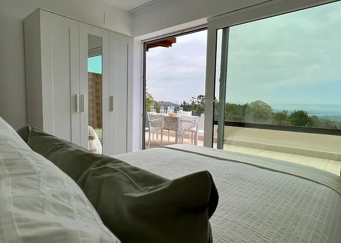 Puerta De Comillas - Monabri Апартаменты *