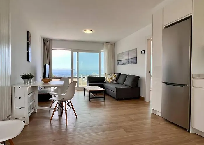 Апартаменты Puerta De Comillas - Monabri