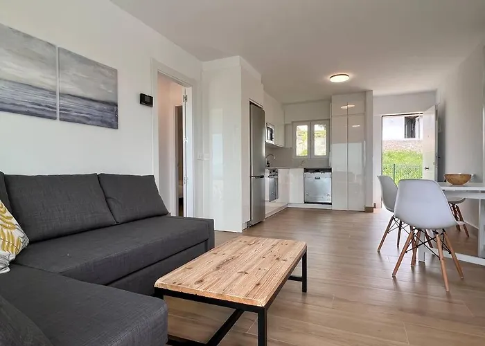 Апартаменты Puerta De Comillas - Monabri