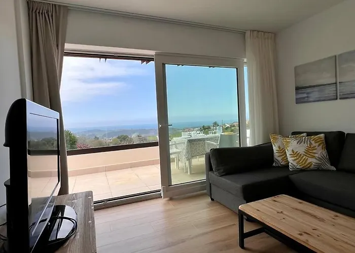 Puerta De Comillas - Monabri Апартаменты