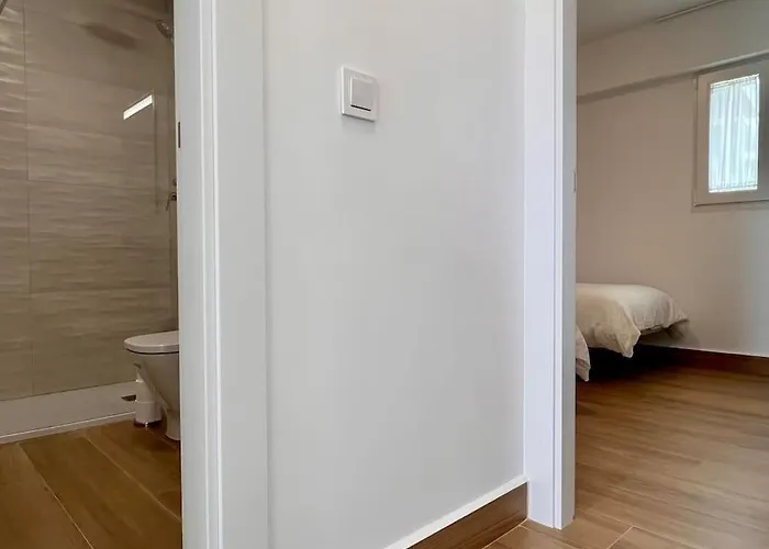 Puerta De Comillas - Monabri