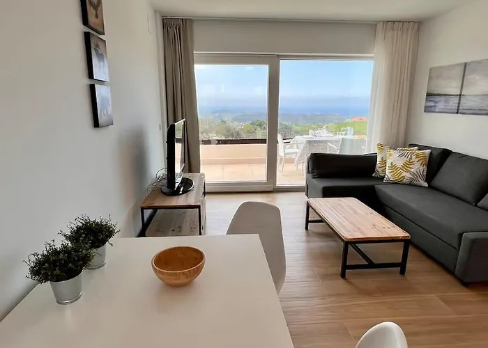 Апартаменты Puerta De Comillas - Monabri