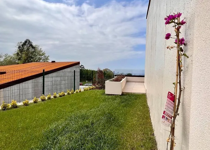 Puerta De Comillas - Monabri Апартаменты